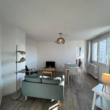 Apartment Le Leon Blum Metro Jolimont