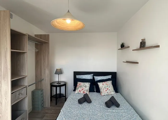 Le Leon Blum Metro Jolimont Toulouse